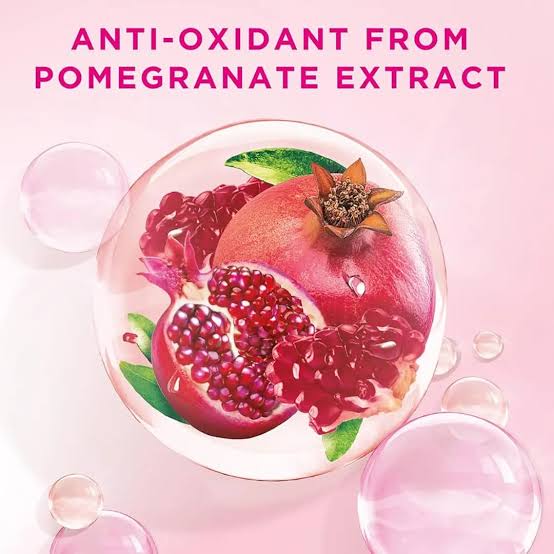 LUX Bouncy Glow Fresh Pomegranate Body Wash 450ml
