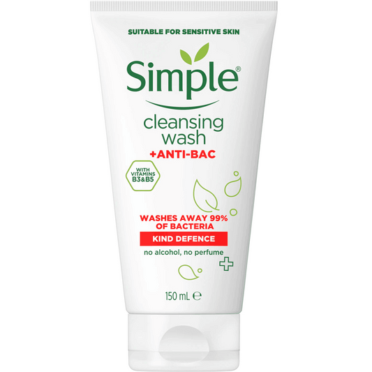 SIMPLE Anti Bacterial Cleansing Wash Kind Defence with Vitamins B3 & B5