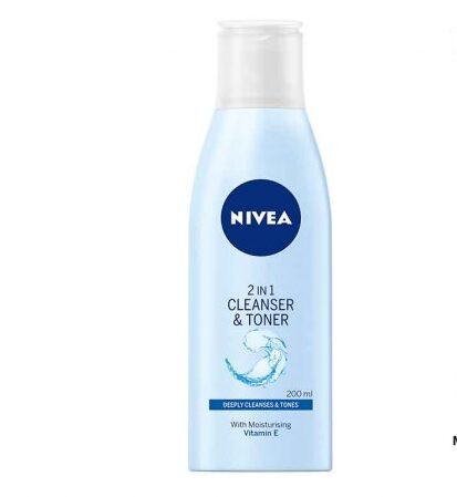 NIVEA Daily Essentials 2-in-1 Cleanser & Toner with Moisturizing Vitamin E - 200ml